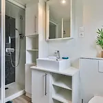 Deconnexion En Bord De Confort Et Serenite Piscine Sauna Fitness