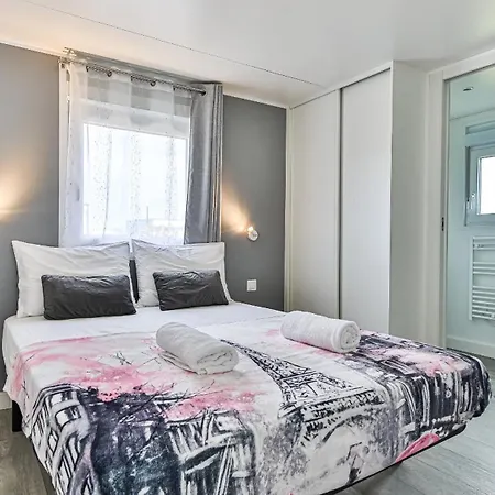 Havre Lumineux Pour Se Ressourcer Et Déconnecter - Bord De *