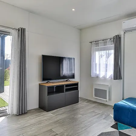 Chalet Havre Lumineux Pour Se Ressourcer Et Déconnecter - Bord De *