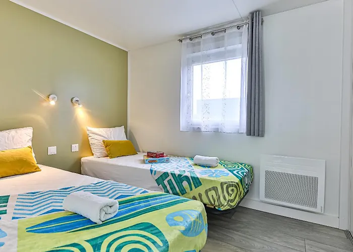 Deconnexion En Bord De Confort Et Serenite Piscine Sauna Fitness * Sainte-Foy (Vendee)