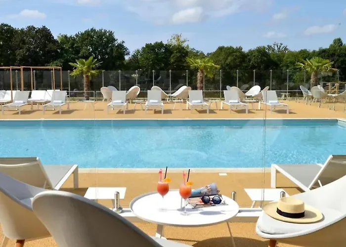 Deconnexion En Bord De Confort Et Serenite Piscine Sauna Fitness * Sainte-Foy (Vendee)